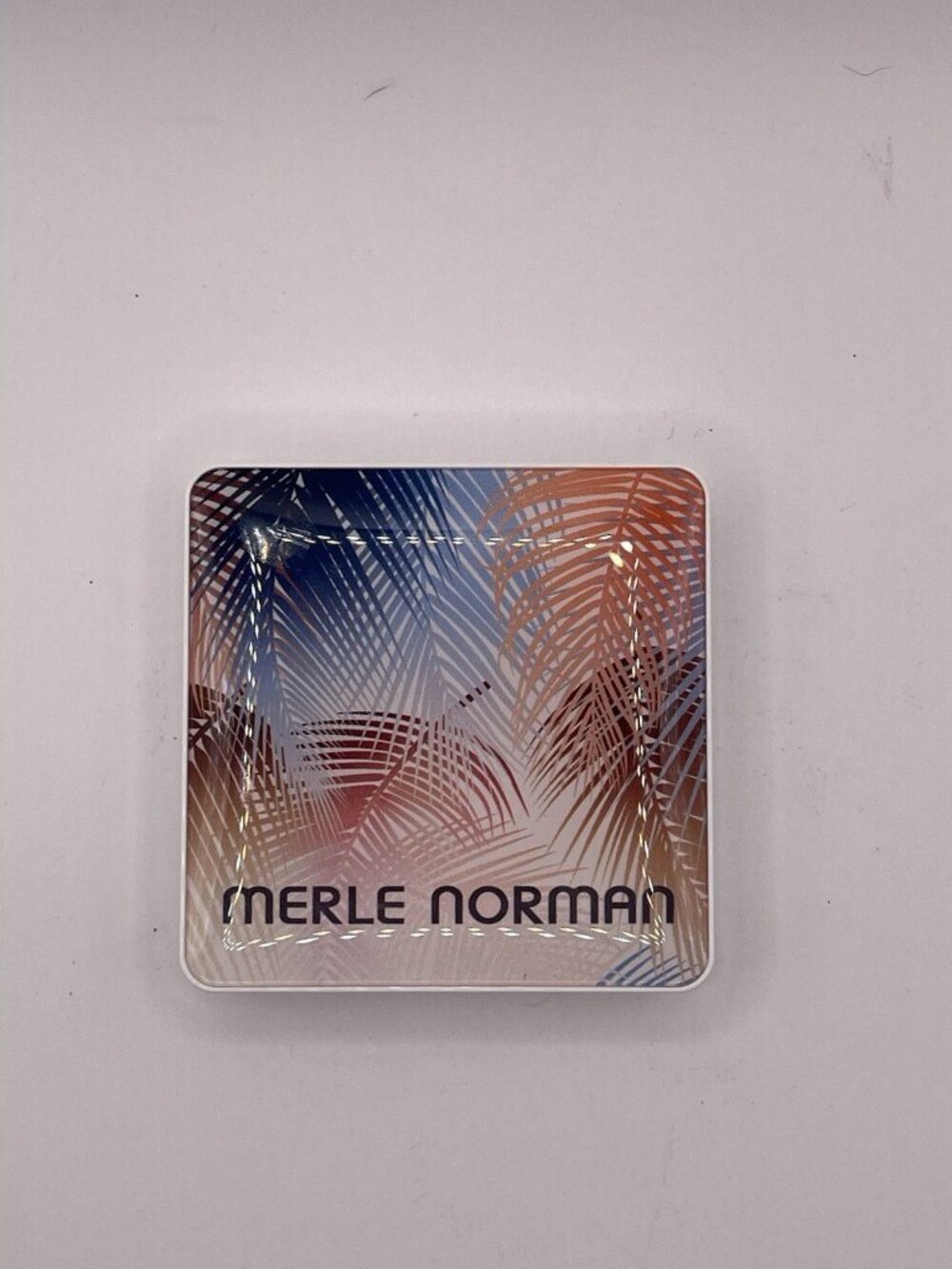MERLE NORMAN EYECOLOR QUAD Discontinued Palette Lost In Paradise‎ Bahama Resort - Picture 3 of 5